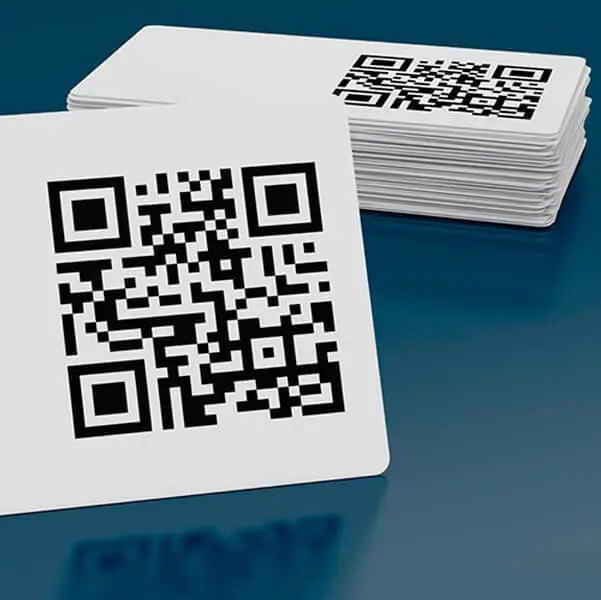 Carte de vizită cu cod QR (vCard): Cum se face și se folosește?